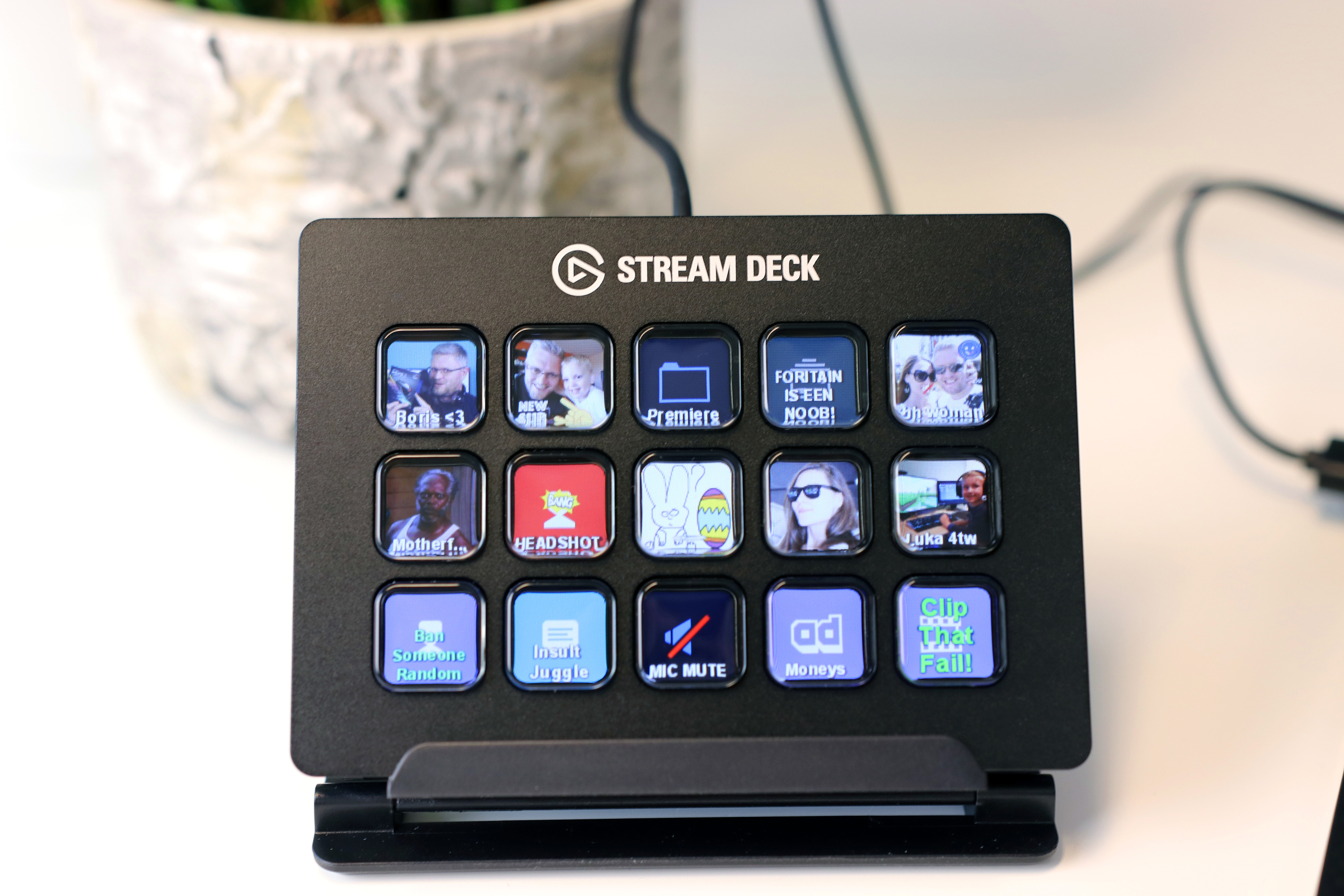 Стримдек. Elgato Stream Deck XL. Клавиатура Stream Deck. Stream Deck планшет. Stream Deck аналоги.