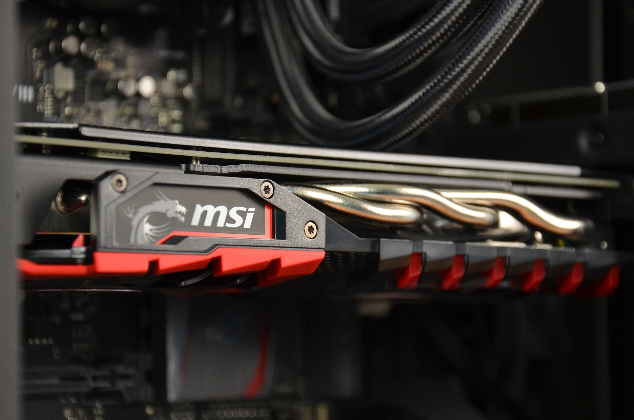 MSI RX 570 4gb Gaming x. RX 570 4gb Gaming x подключение.